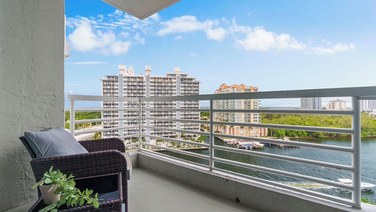 Photo of Patio Balcony in Lake Ridge