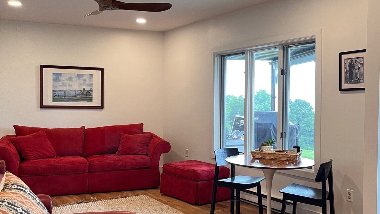 Photo of Livingroom in Naples