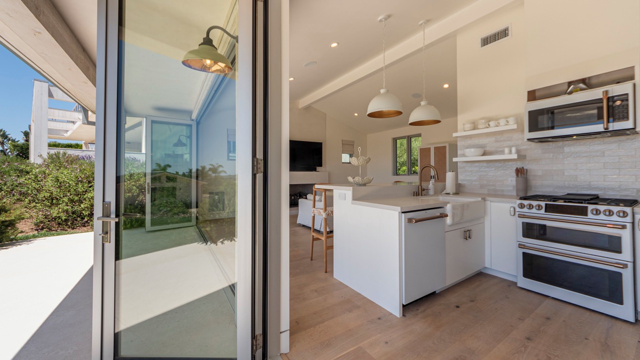 Photo of Kitchen in Western Malibu