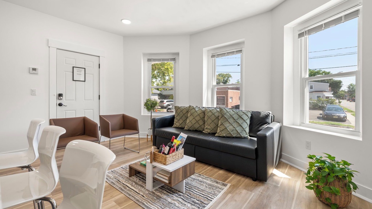 Photo of Livingroom in Fair Lawn