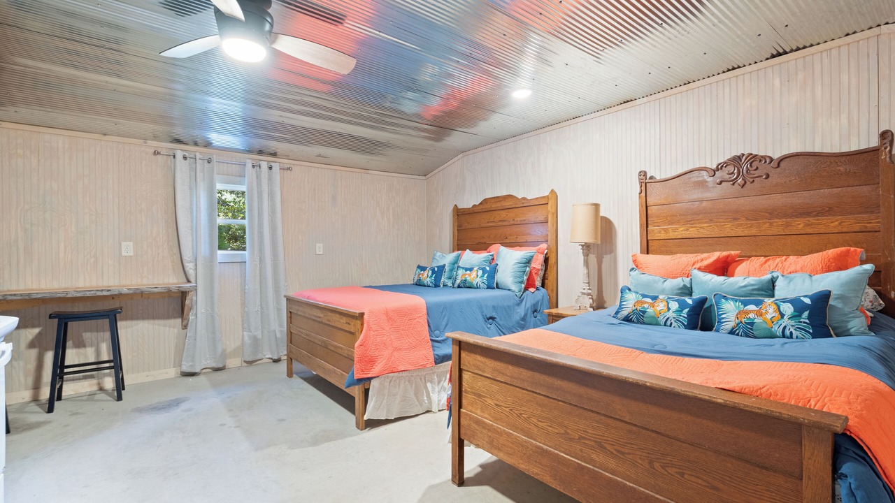 Photo of Bedroom in Oakland