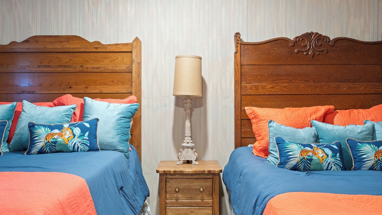 Photo of Bedroom in Oakland