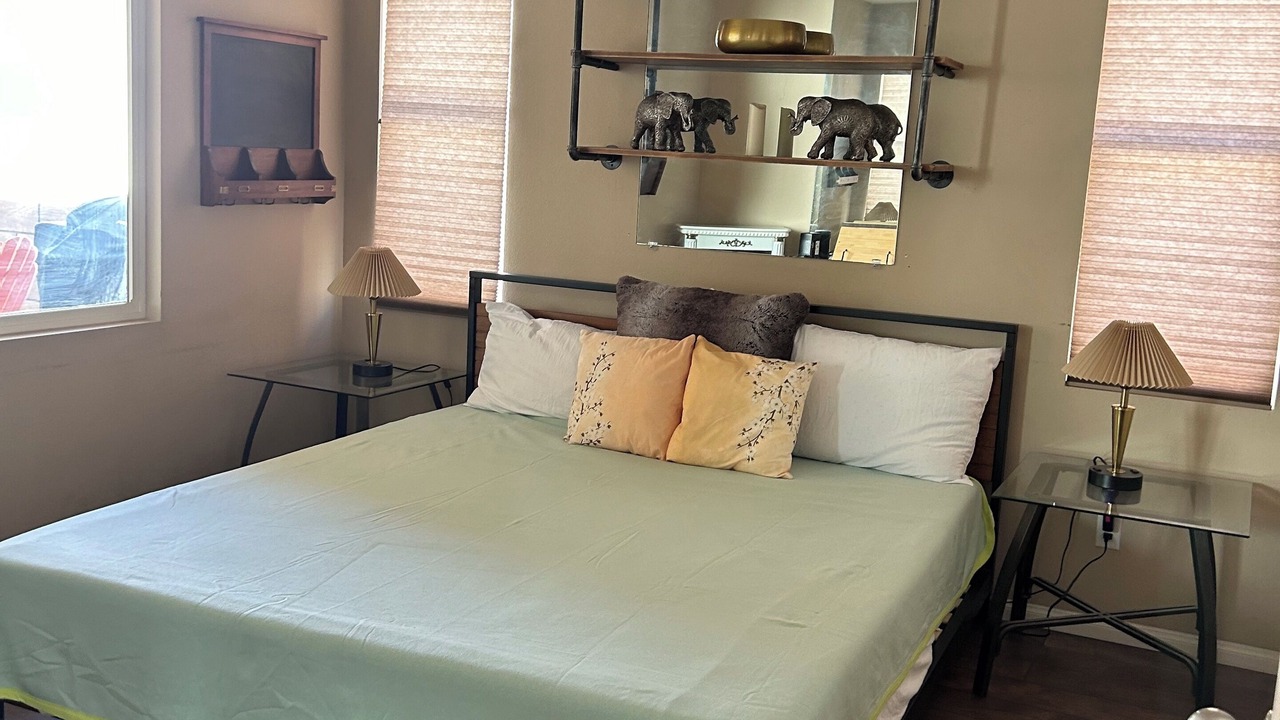 Photo of Bedroom in Desert Hot Springs