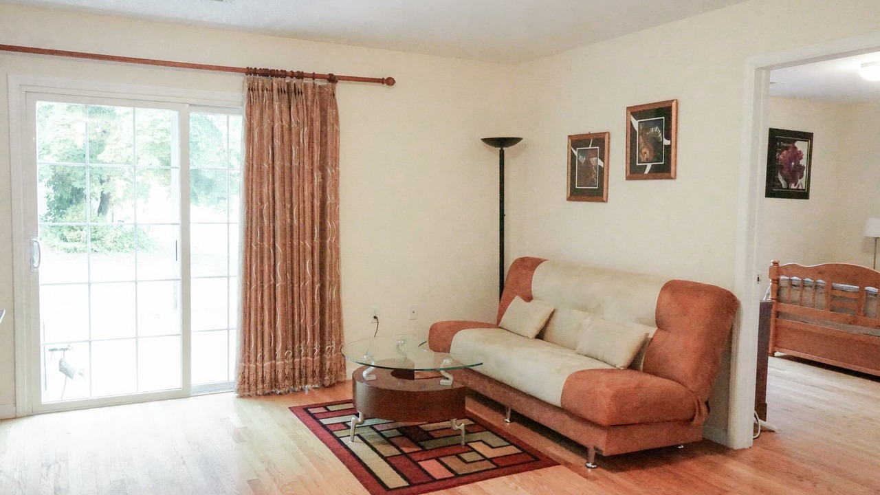 Photo of Livingroom in Scotch Plains