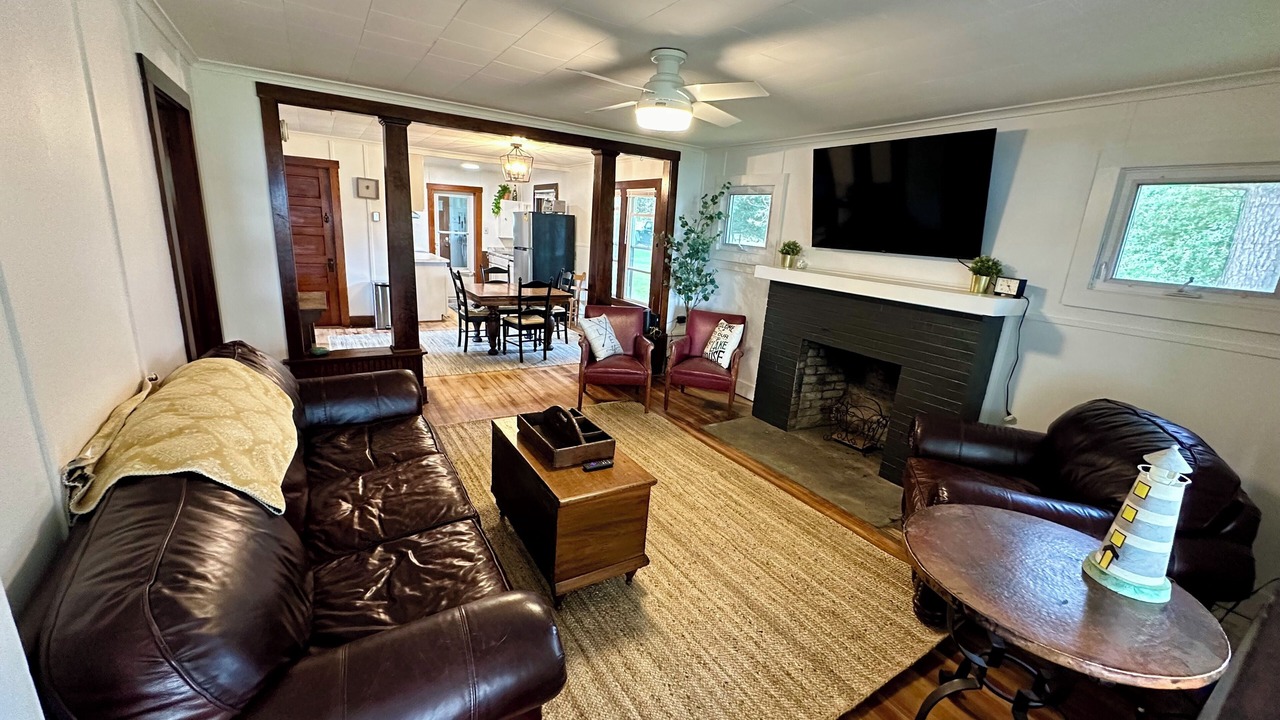 Photo of Livingroom in Dewittville