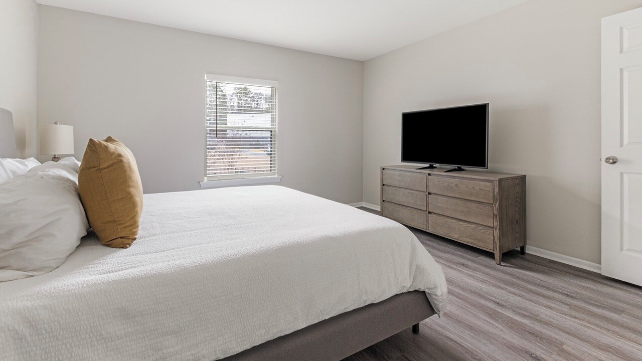 Photo of Bedroom in Homewood