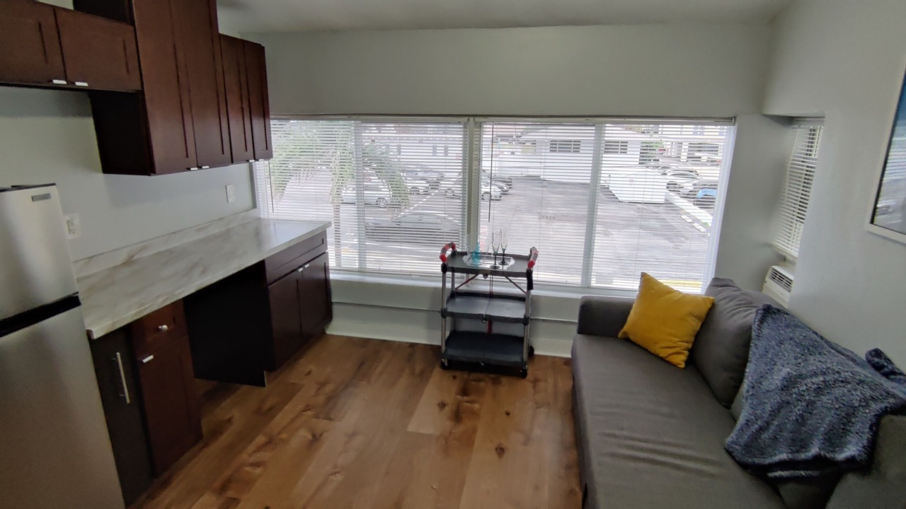 Photo of Livingroom in Hollywood South Central Beach