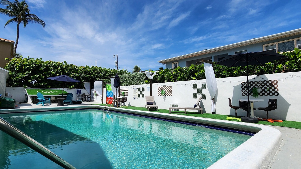 Photo of Outdoor in Hollywood South Central Beach
