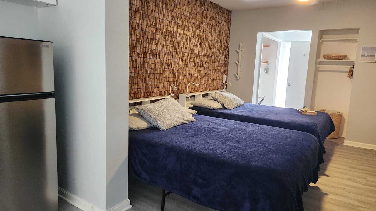Photo of Bedroom in Hollywood South Central Beach