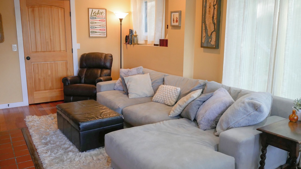 Photo of Livingroom in Holmes