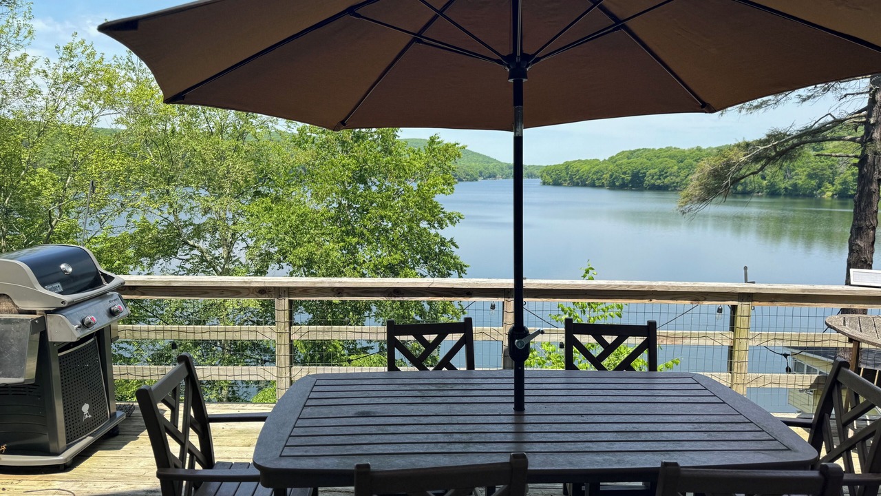 Photo of Outdoor in Holmes