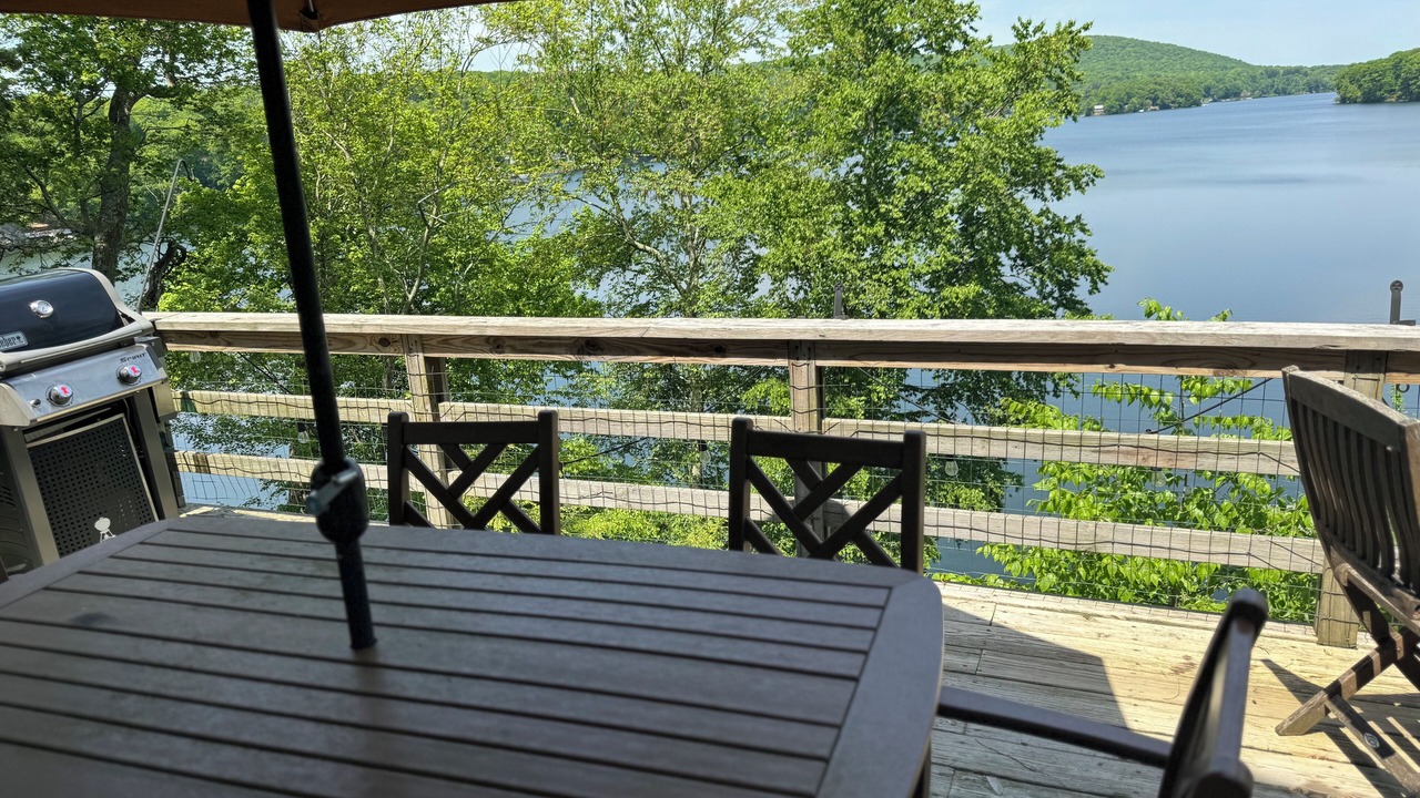 Photo of Outdoor in Holmes