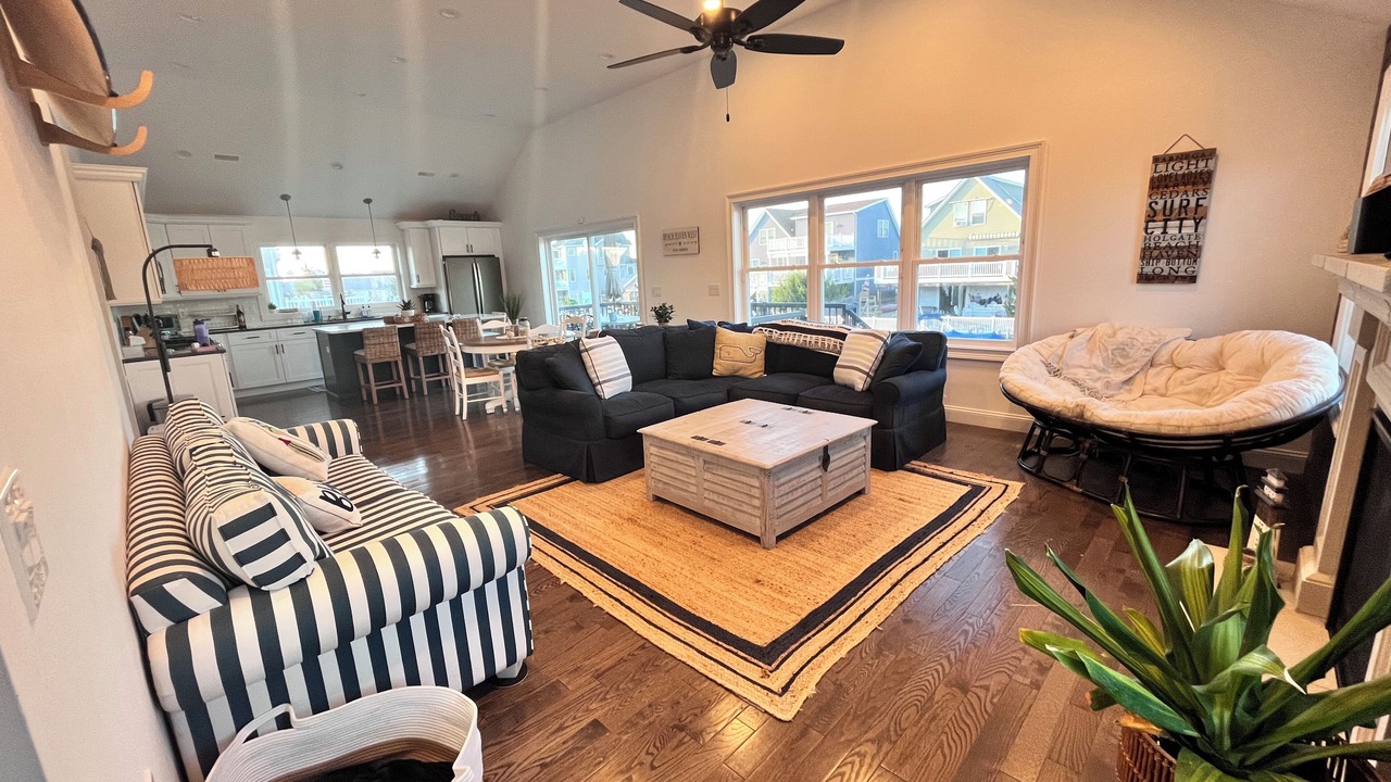 Photo of Livingroom in Beach Haven West