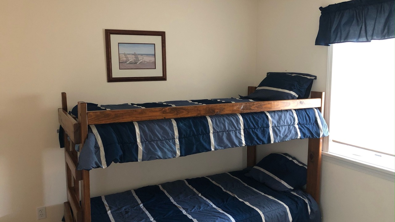 Photo of Bedroom in Lakeville
