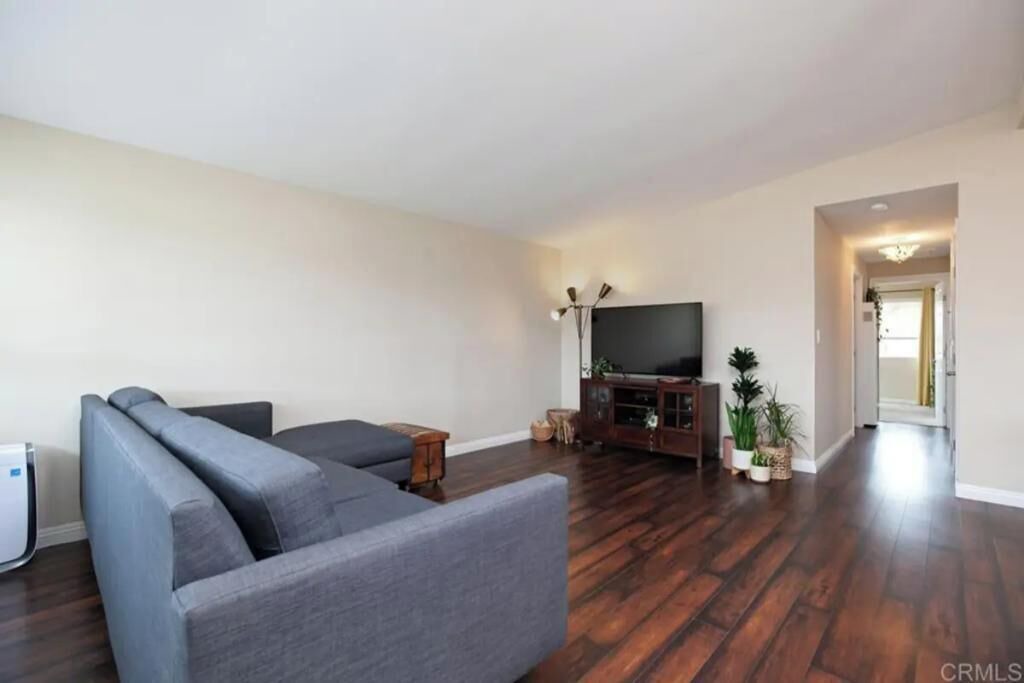 Photo of Livingroom in Serra Mesa