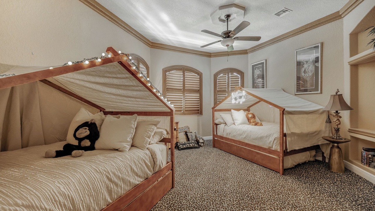 Photo of Bedroom in Eight Lakes
