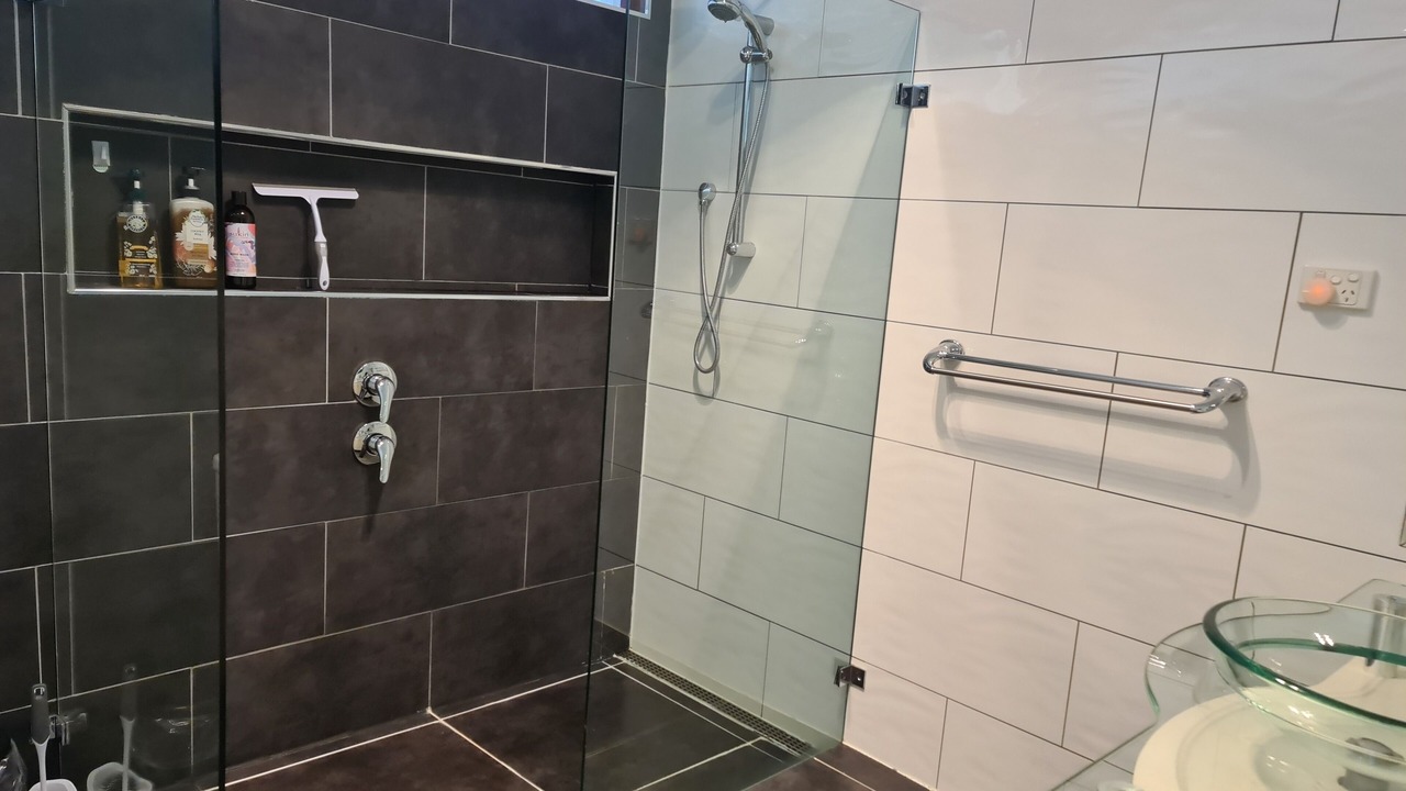 Photo of Bathroom in Tongala