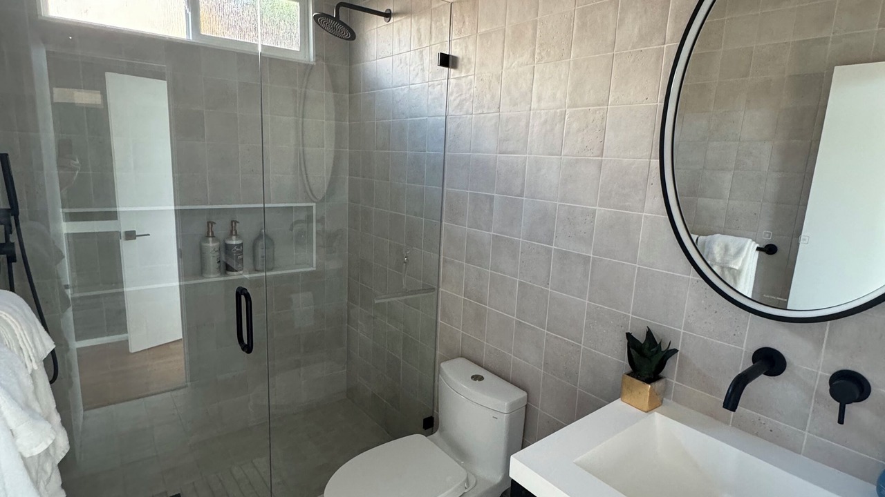 Photo of Bathroom in La Jolla Mesa