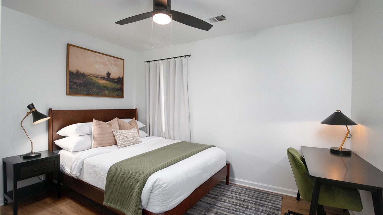 Photo of Bedroom in Alabaster