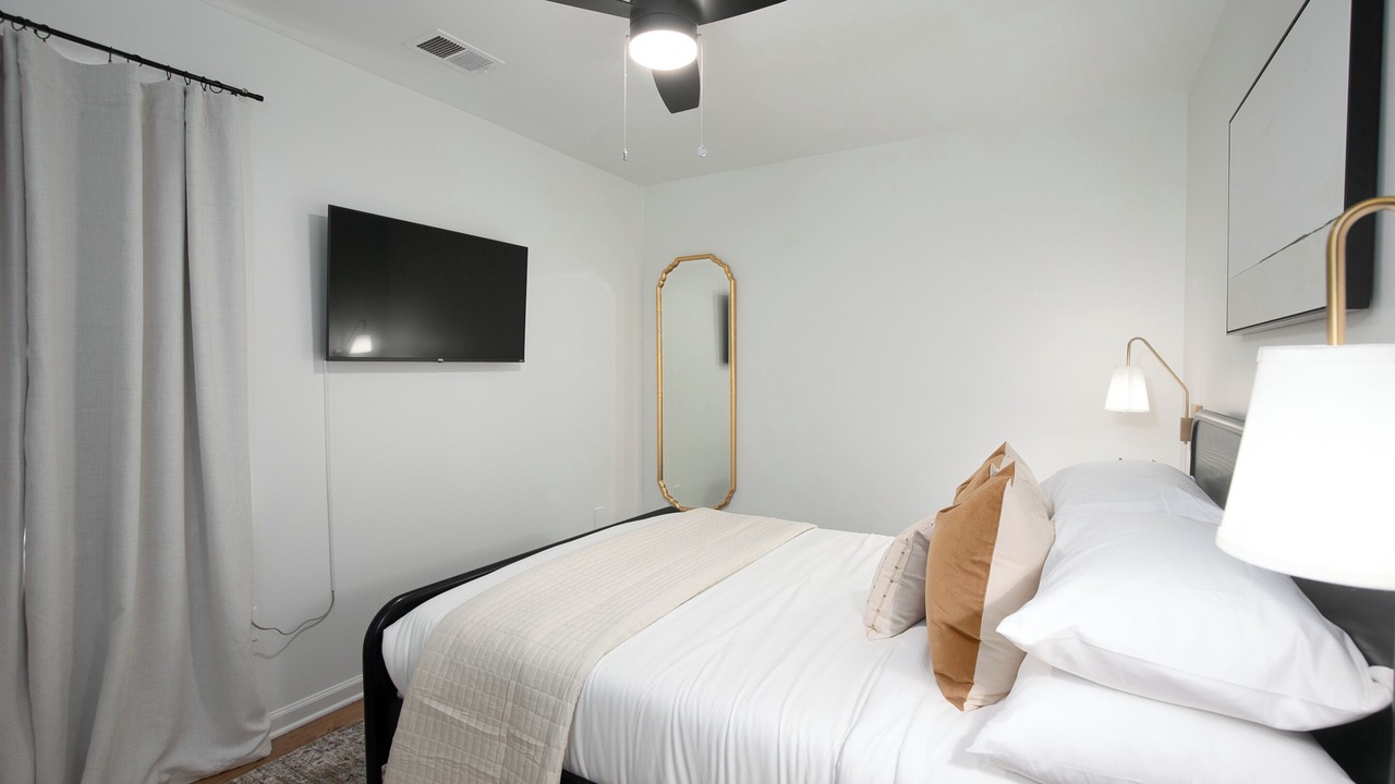 Photo of Bedroom in Alabaster