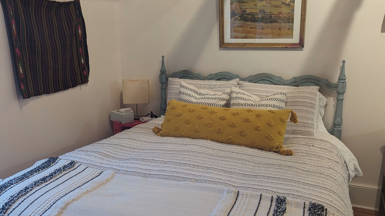 Photo of Bedroom in Lansing