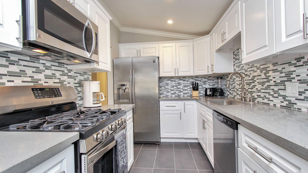 Photo of Kitchen in Anaheim Resort