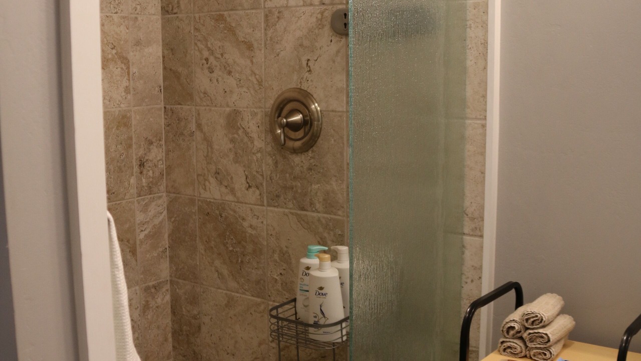 Photo of Bathroom in Hillcrest