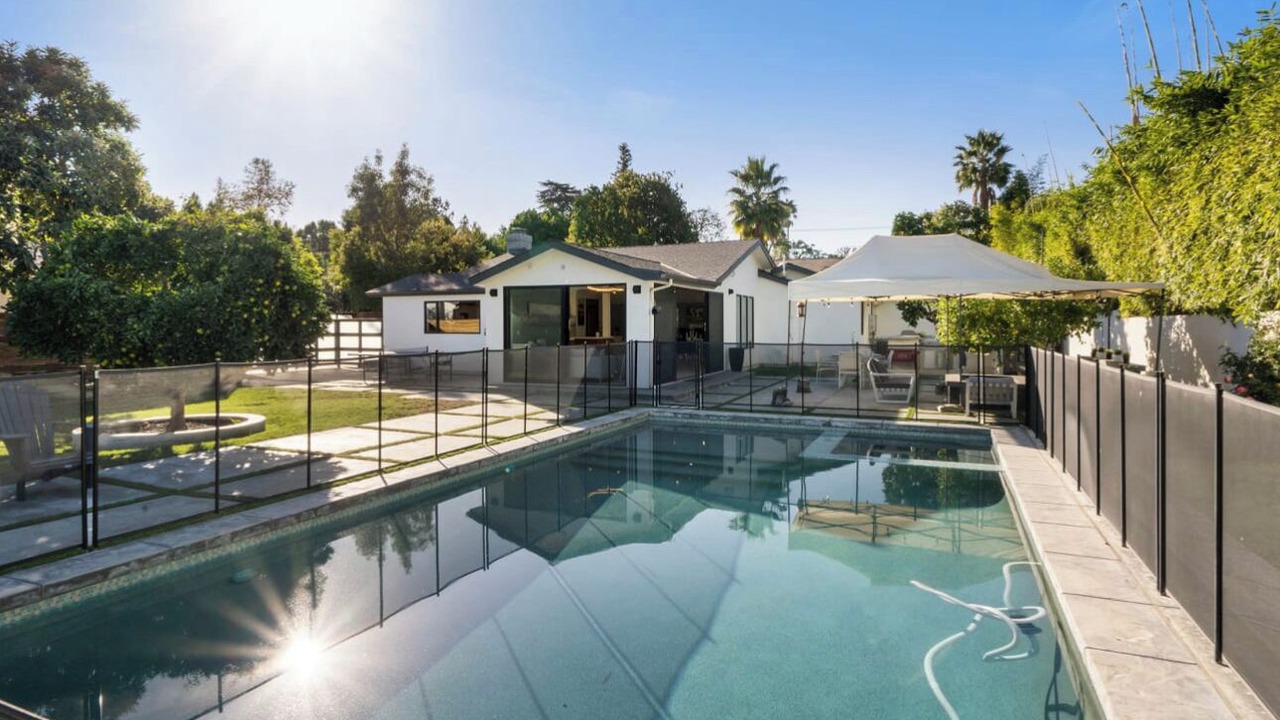 Photo of Outdoor in Tarzana