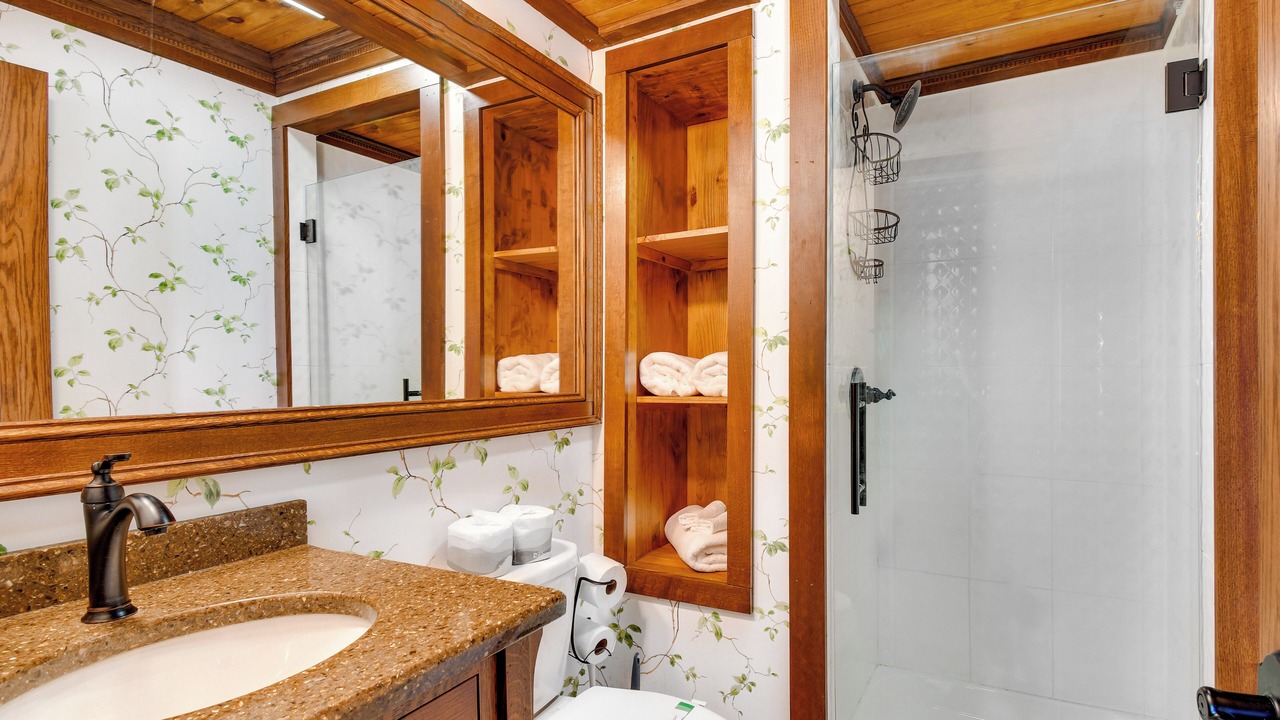 Photo of Bathroom in Poplar Ridge