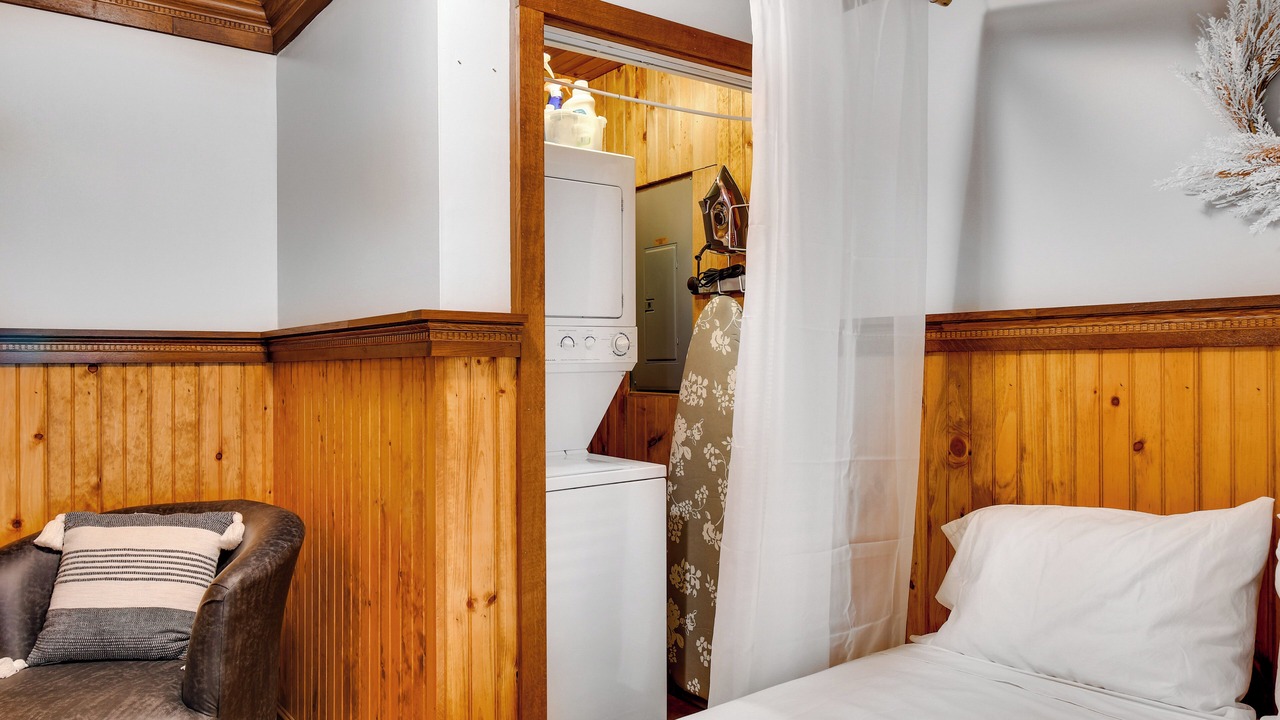 Photo of Bedroom in Poplar Ridge
