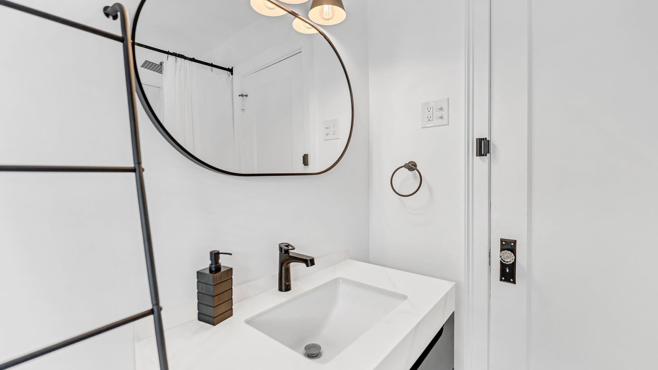 Photo of Bathroom in Niagara County