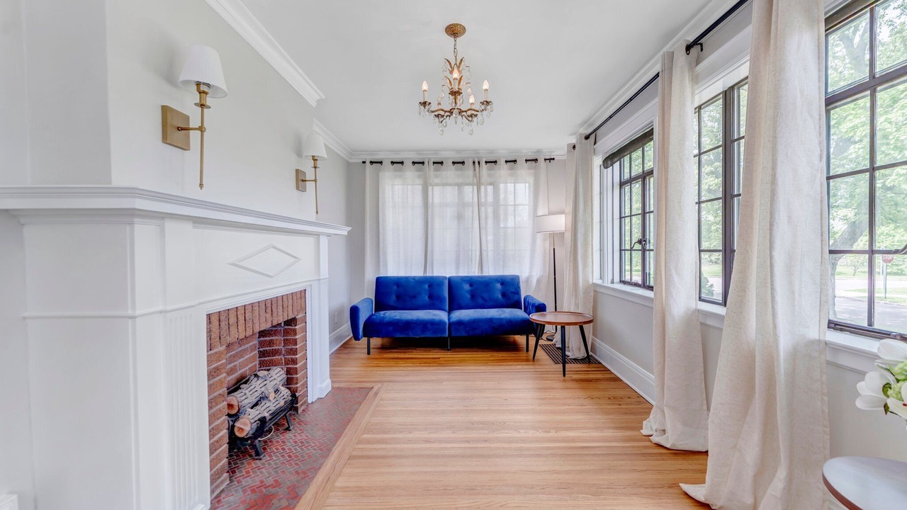 Photo of Livingroom in Niagara County