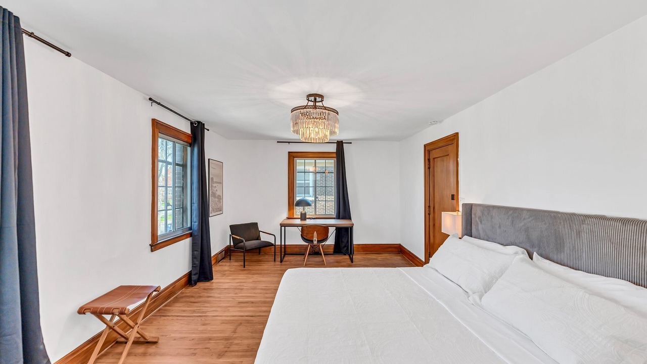 Photo of Bedroom in Niagara County