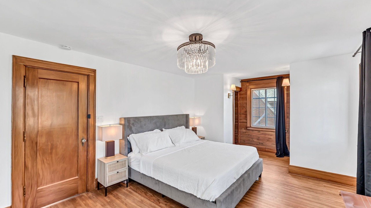 Photo of Bedroom in Niagara County