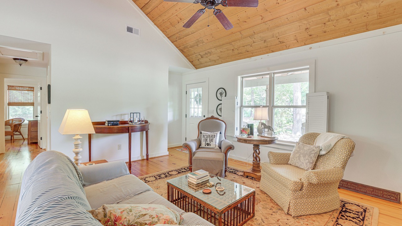 Photo of Livingroom in Lawley