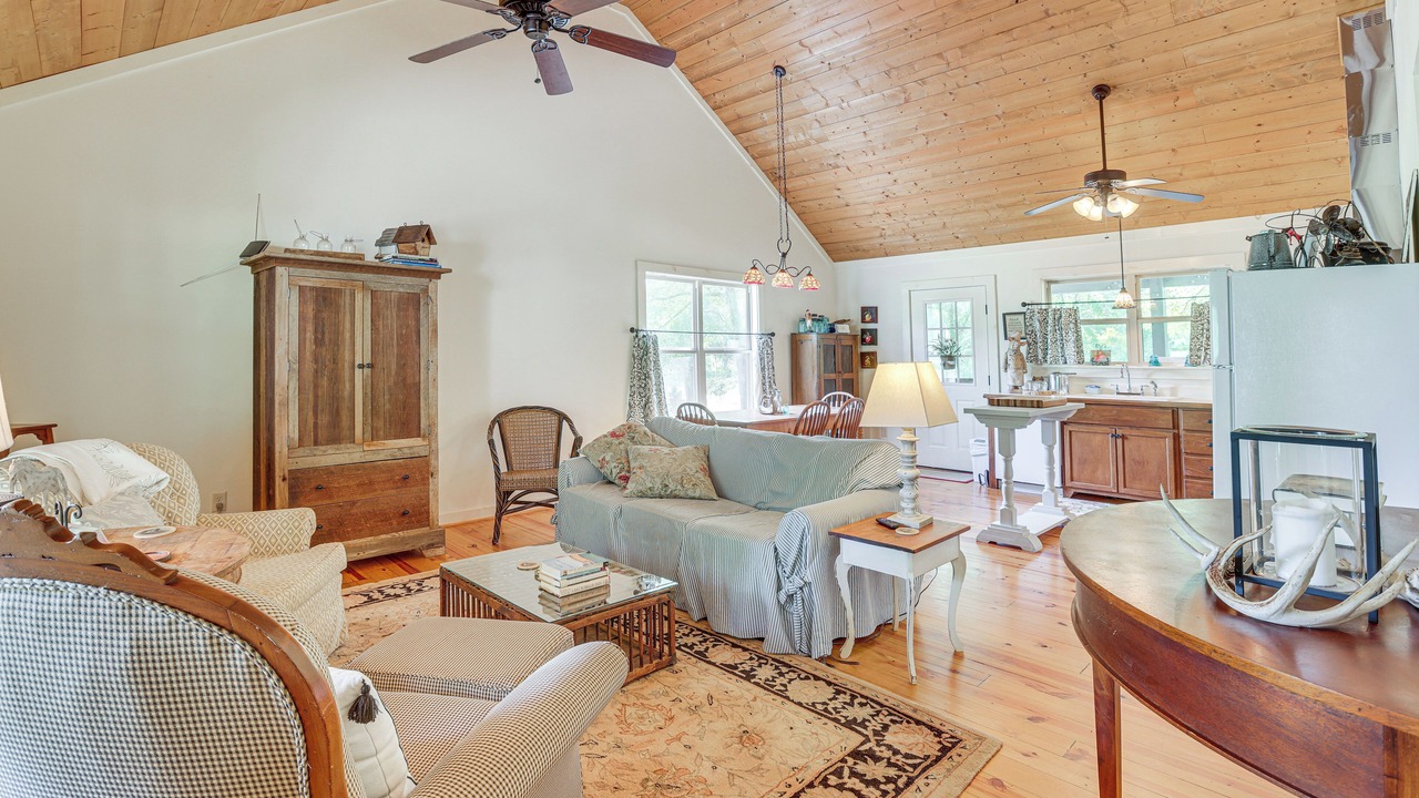 Photo of Livingroom in Lawley