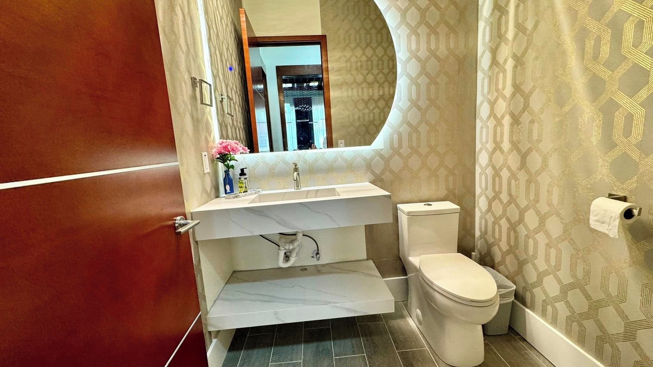 Photo of Bedroom in Alexander City