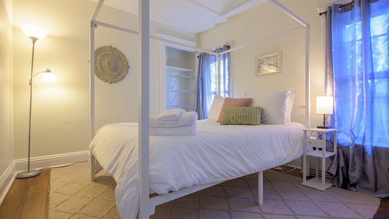 Photo of Bedroom in Geneva