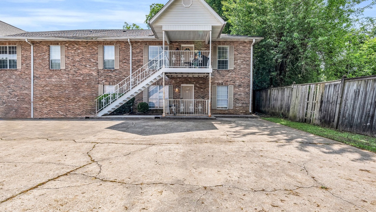 Photo of Outdoor in Starkville