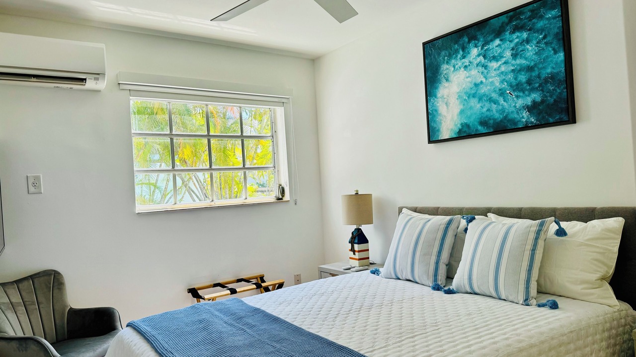 Photo of Bedroom in Key Biscayne
