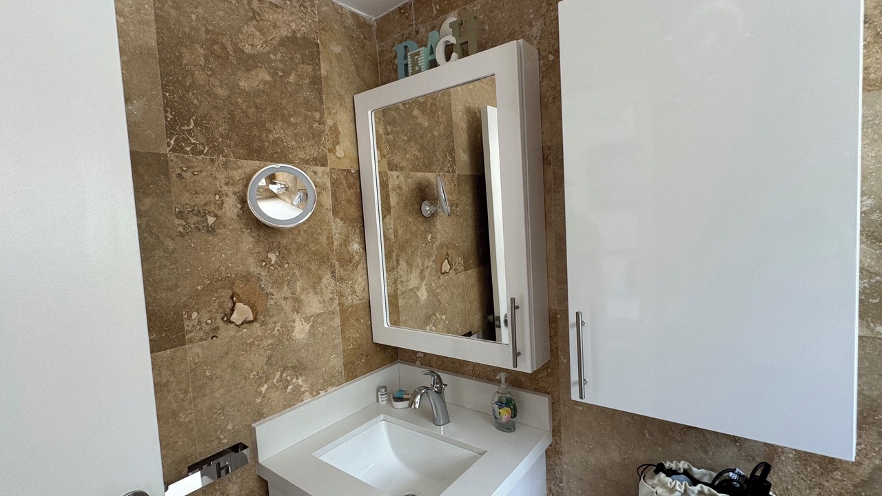 Photo of Bathroom in Key Biscayne
