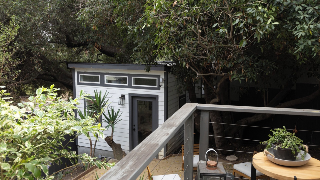 Photo of Outdoor in Fernwood