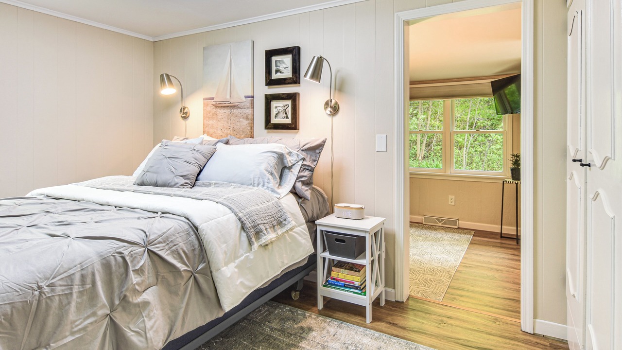 Photo of Bedroom in Great Valley