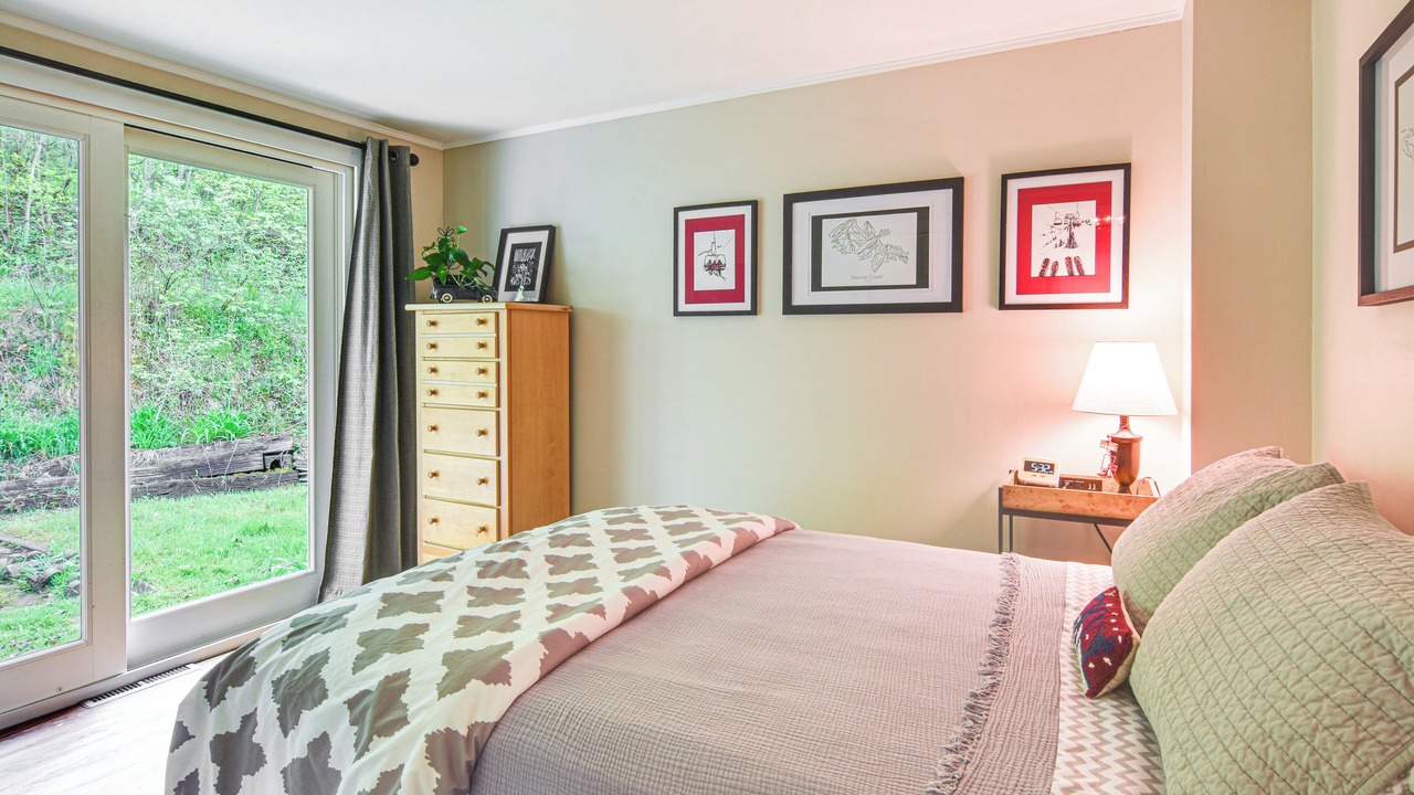 Photo of Bedroom in Great Valley