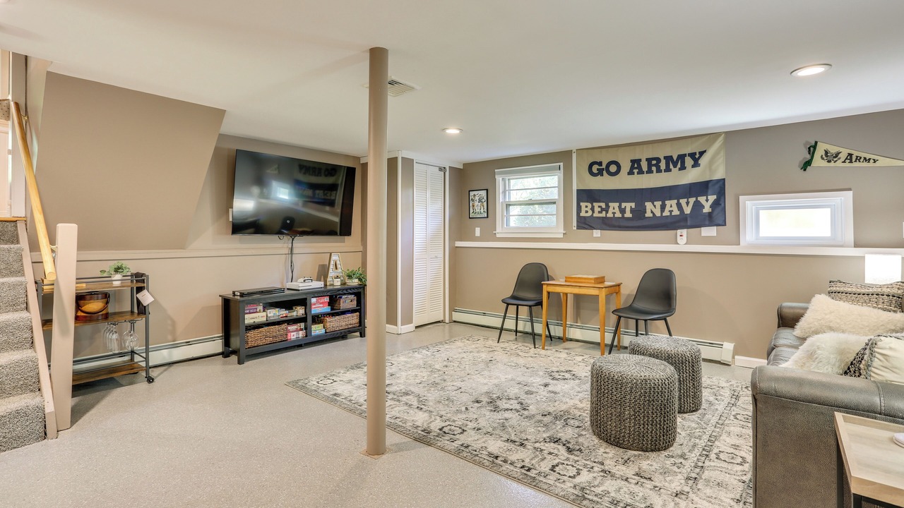 Photo of Livingroom in Highland Falls