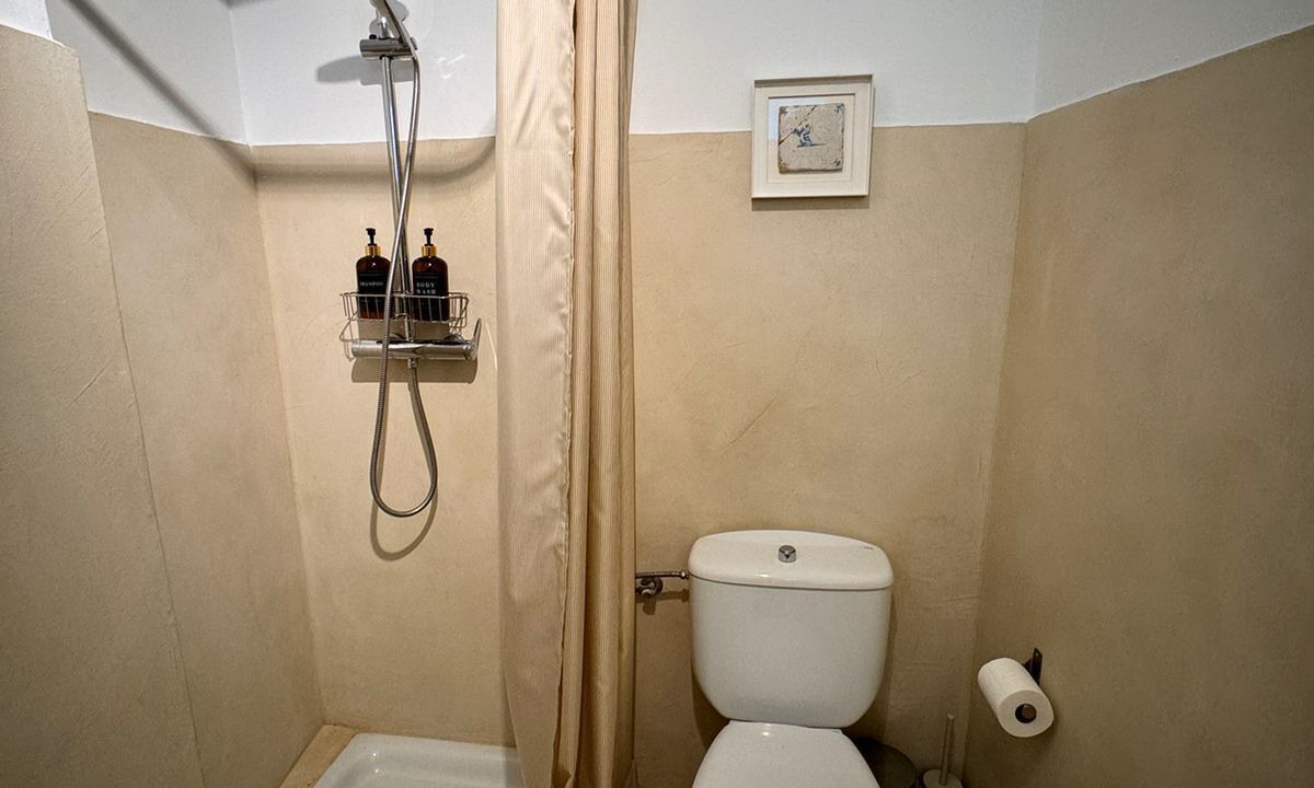 Photo of Bathroom in Capmany