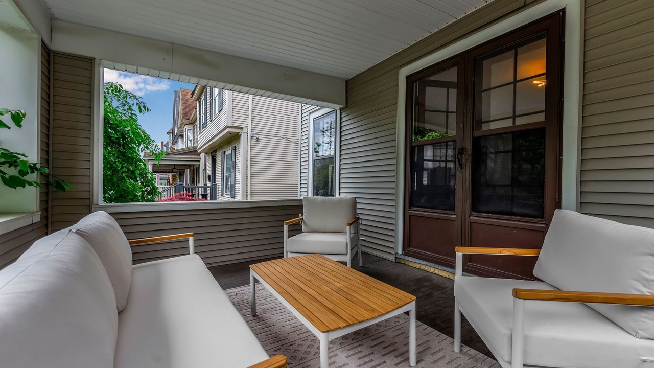 Photo of Patio Balcony in Front Park