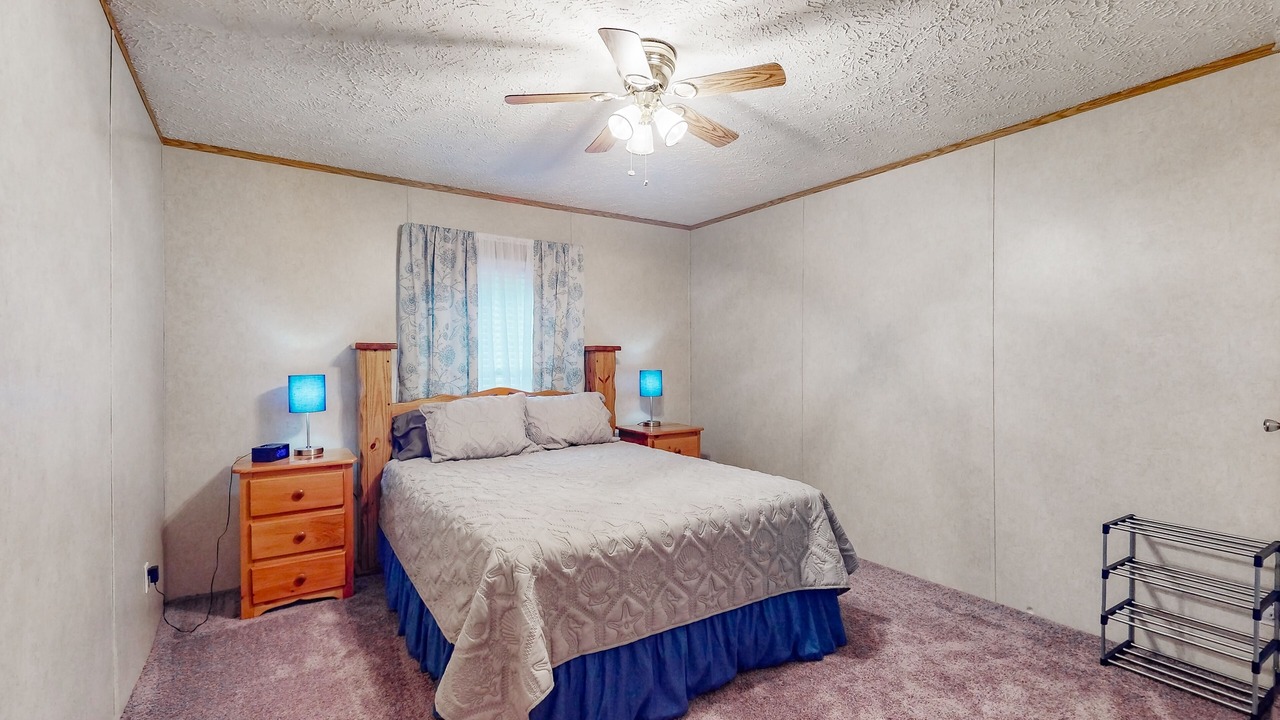Photo of Bedroom in Delta