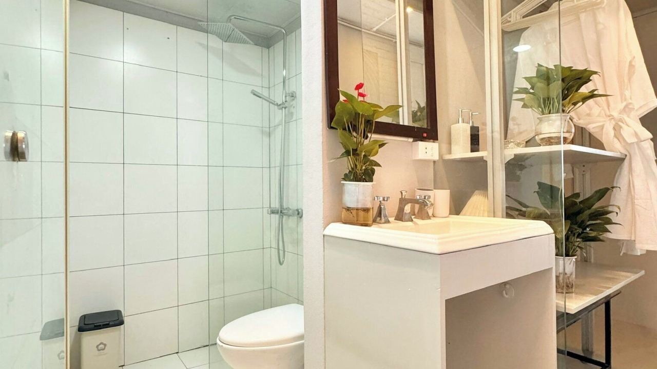 Photo of Bathroom in Hang Bo