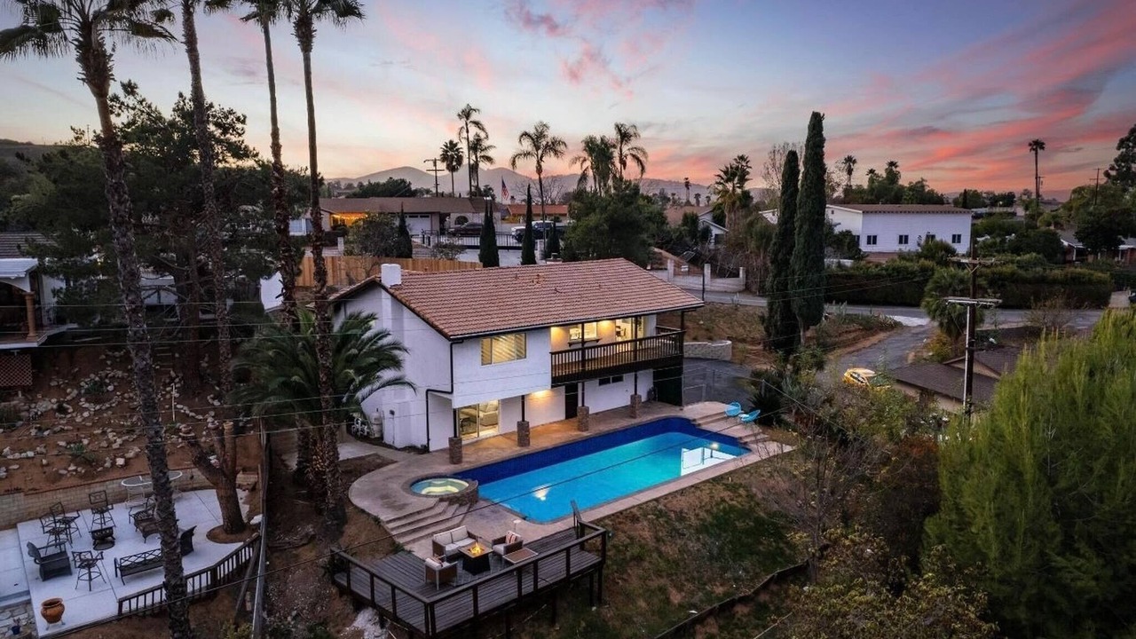 Photo of Outdoor in Central Escondido